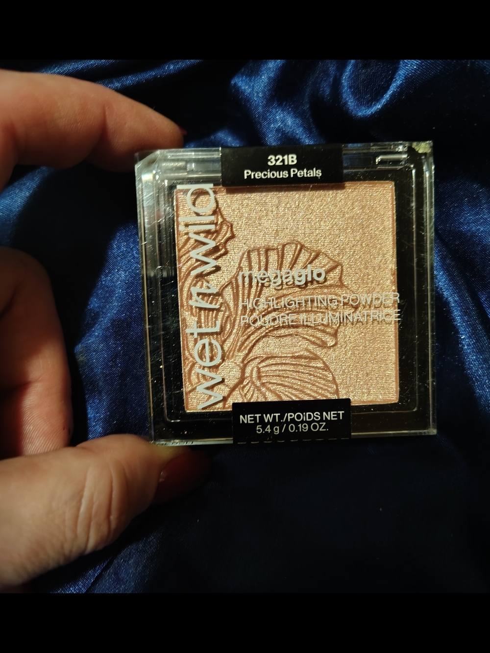 wet n wild Megaglo Highlighting Powder in "Precious Petals"